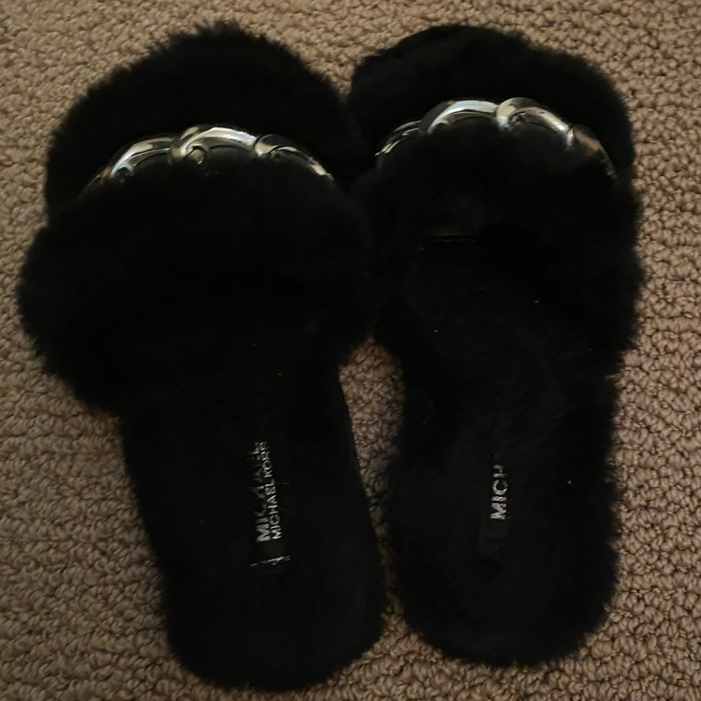 Micheal Kors Fluffy Slippers